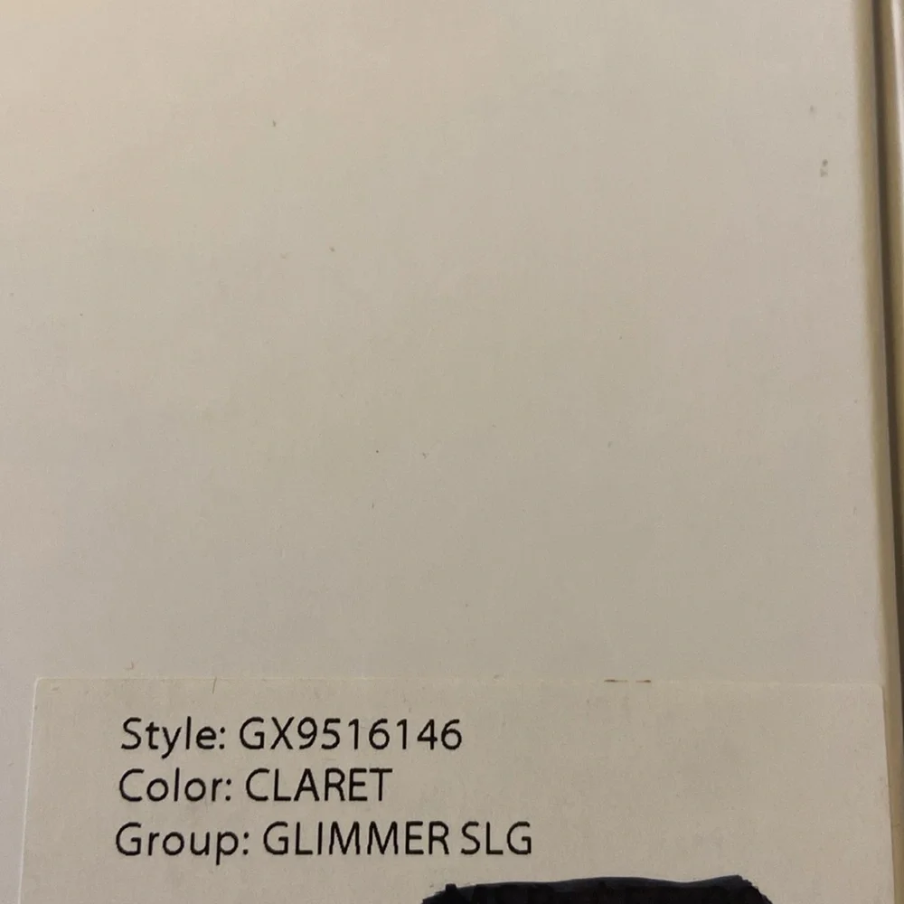 Clutch by Guess USA - Picture 11 of 12